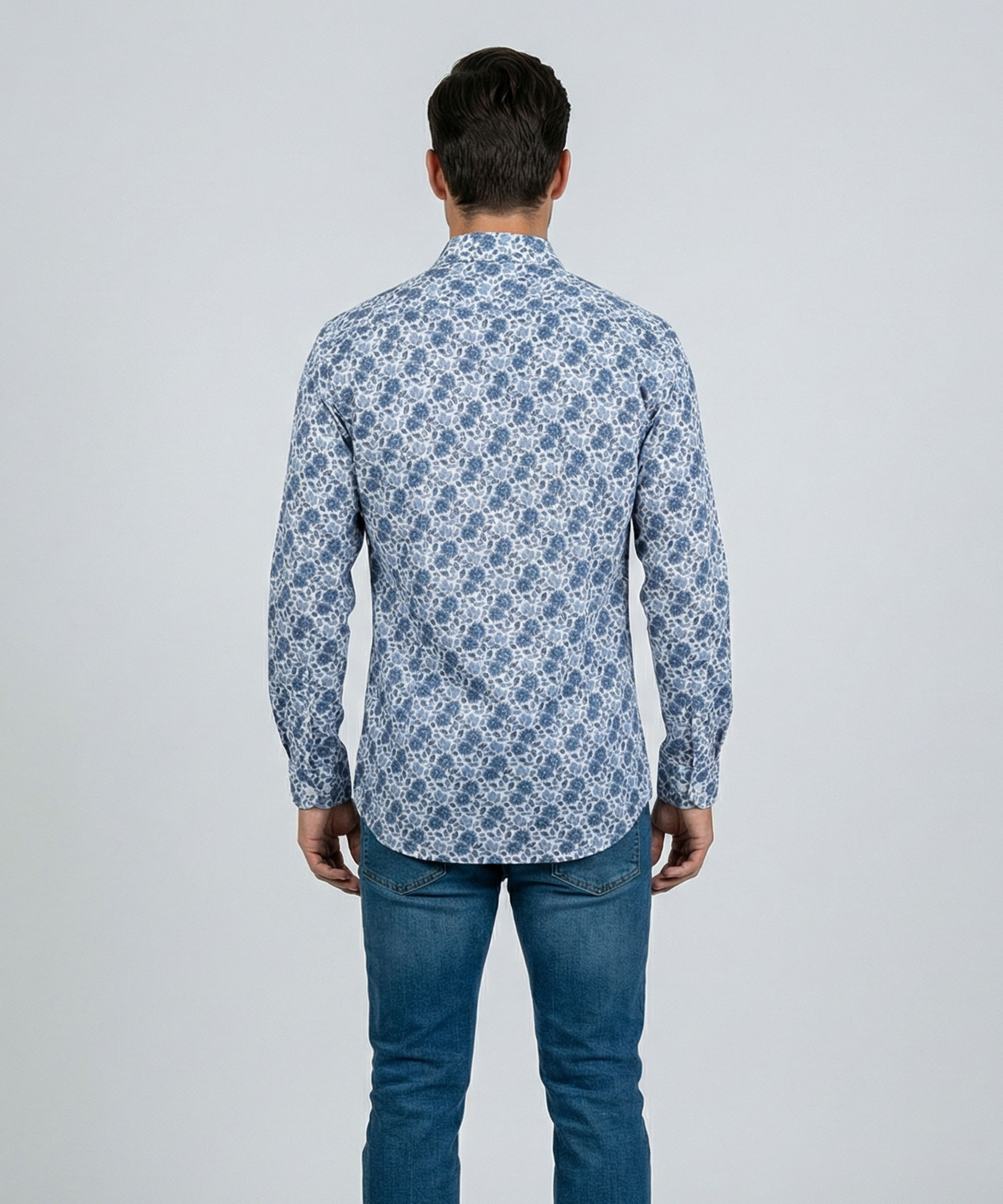 Envoy Italy Men’s Blue Floral Design Tailor Fit Shirt - Image 3