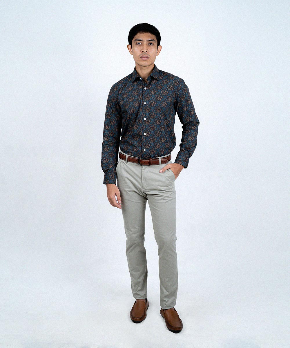 Envoy Italy Men’s Green Floral Design Tailor Fit Shirt - Image 2